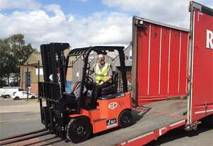 1800kg Li-ion electric forklift truck 1.8T Entry-level