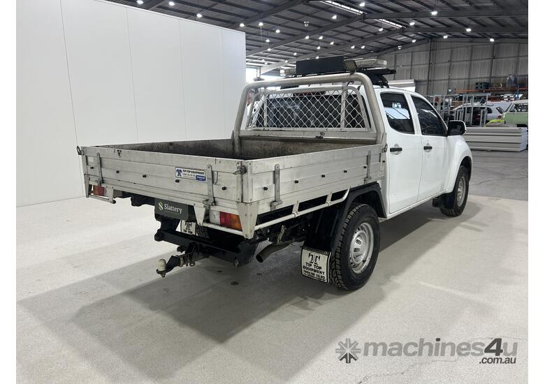 caption 2020 Isuzu D-MAX SX 4x4 Diesel (Ex-Council)