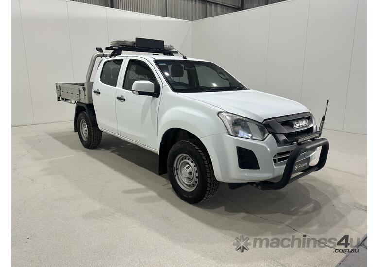 caption 2020 Isuzu D-MAX SX 4x4 Diesel (Ex-Council)