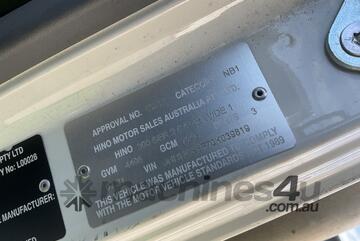 2021 Hino 300 4x2 Tray Truck (Ex Lease)