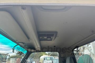 2004 Isuzu NQR 450 Long Service Truck