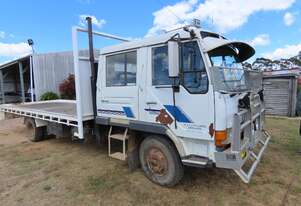MITSUBISHI FK415 (1989) TRUCK AND CRATE