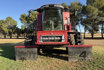 2013 CASE 7230 & MacDon 2152-45
