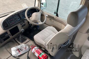 Toyota 1999   Coaster Bus