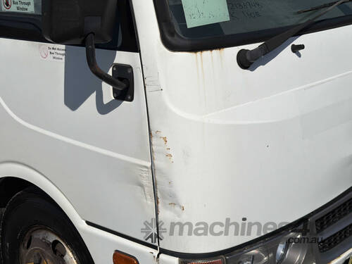 2017 Mitsubishi Rosa BE600 Bus