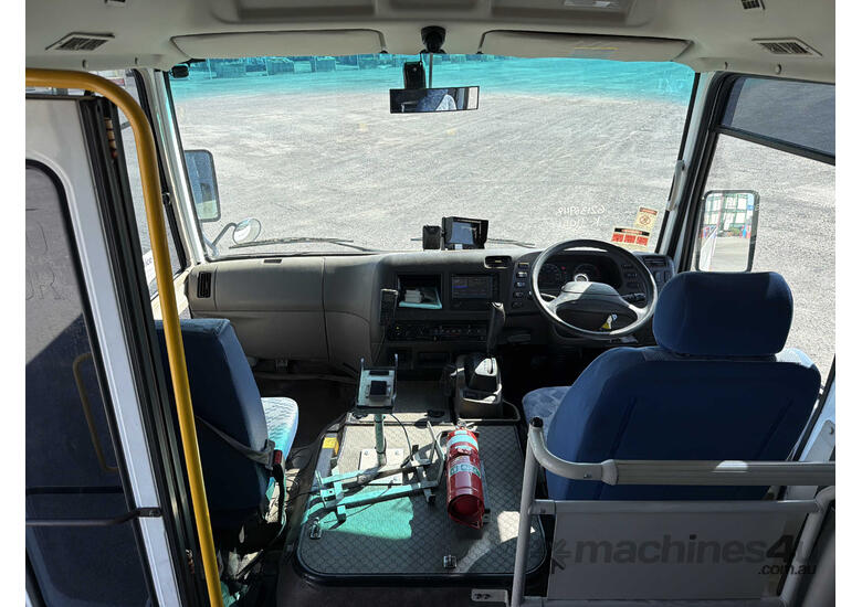 2017 Mitsubishi Rosa BE600 Bus