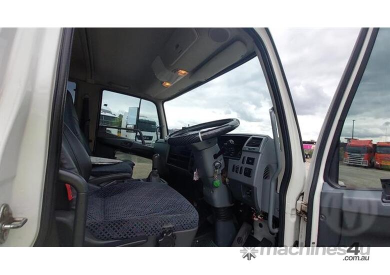 Mitsubishi Fighter FK600