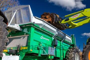 Muckrunner Samson SP Ultimate Manure Spreaders
