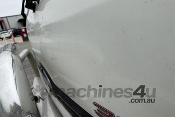 2018 Hino 300 616 4x2 Cab Chassis