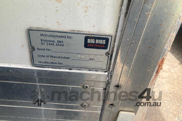 Isuzu 2019   NPR 45-155 Pantech