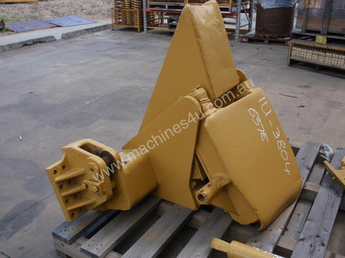 Caterpillar 637E Push Pull Block Group