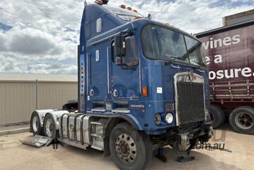 Kenworth   K104