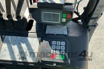 2006 Toyota 42-7FG25 Counter Balance Forklift