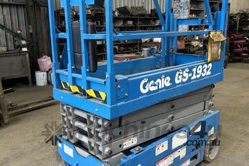 2018 Genie GS1932 Scissor Lift