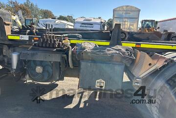 2009 Iveco ACCO 2350 Cab Chassis