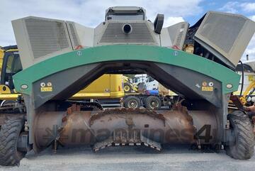 Komptech   X55 Windrow Turner