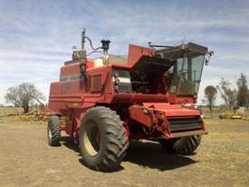 Massey 860 Harvester - picture0' - Click to enlarge