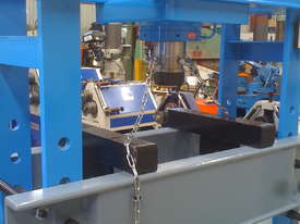 HD200/H Electric Hydraulic H Frame Press - picture2' - Click to enlarge