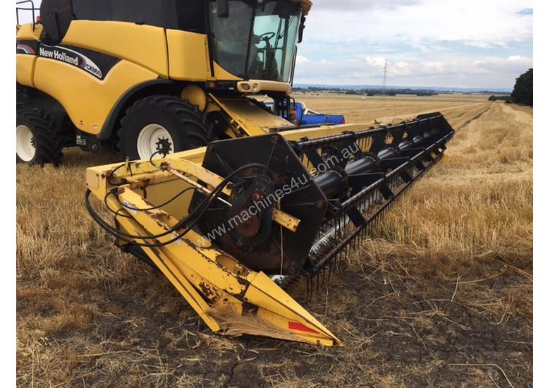 caption 2002 New Holland CX860