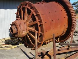 Ball Mill  - picture0' - Click to enlarge