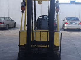 Hyster 2t Forklift - picture2' - Click to enlarge