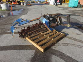 USED AUGER TORQUE MT900 TRENCHING ATTACHMENT TO SUIT SKID STEER  - picture0' - Click to enlarge