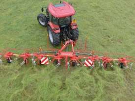 Lely 675 Rakes/Tedder Hay/Forage Equip - picture0' - Click to enlarge