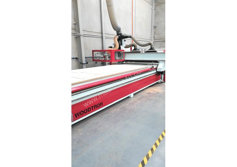 caption Woodtron 3600x1800 Advance