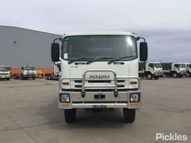 2016 Isuzu FTS 800 - picture1' - Click to enlarge