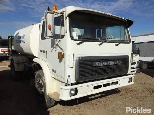 1990 International ACCO 1850D