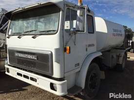 1990 International ACCO 1850D - picture2' - Click to enlarge