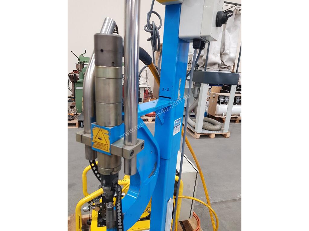 Used henrob HENROB HYDRAULIC SELFPIERCING RIVETER SOLD 23 10 20