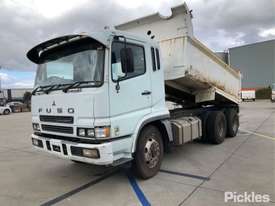 1999 Mitsubishi FV54 - picture2' - Click to enlarge