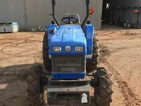 New Holland T1520 - picture2' - Click to enlarge