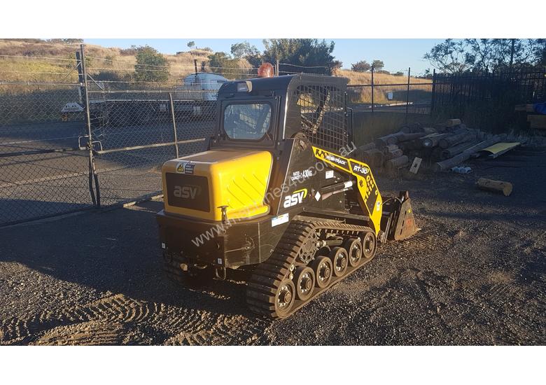 caption ASV RT-30 Positrack Loader - Immaculate Condition