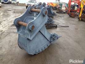 450mm Digging Bucket to suit 35 Tonne Excavator. - picture1' - Click to enlarge