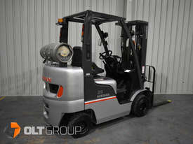 Nissan 2.5 Tonne Compact Forklift Stubby Series LPG 4750mm Lift Height Container Mast - picture1' - Click to enlarge