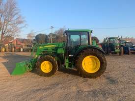 John Deere 6230 MFWD Cabin Tractor - picture0' - Click to enlarge