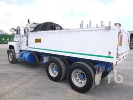 MACK R600 Tipper Truck (T/A) - picture2' - Click to enlarge