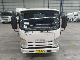 Isuzu NLR200S - picture0' - Click to enlarge