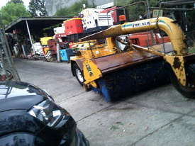 tow behind sweeper , 2cyl diesel , remotes , ex council , new broom - picture2' - Click to enlarge