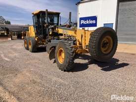 2010 John Deere 672D - picture0' - Click to enlarge