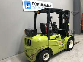 Clark GTS30D Diesel Counterbalance Forklift - picture1' - Click to enlarge