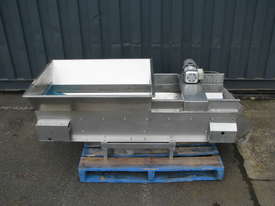 Stainless Steel Motorised Belt Conveyor Feeder - 1.4m long - picture0' - Click to enlarge