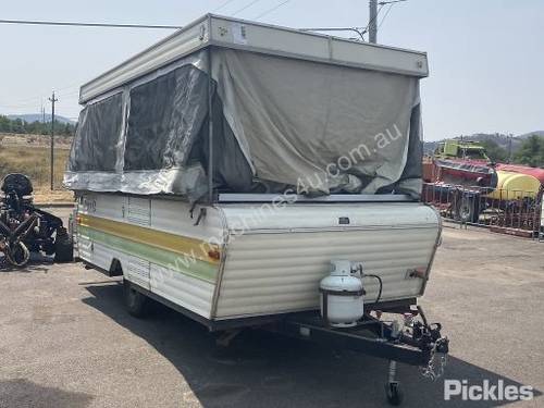 1980 Jayco Swan Camper Pop Top