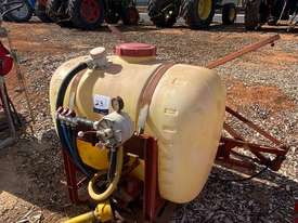 Boom Spray Attachment with 400L Poly Tank - picture0' - Click to enlarge