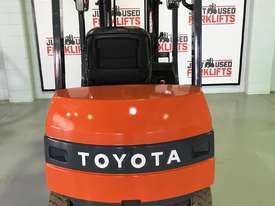 2011 ELECTRIC  TOYOTA 7FB25 4 WHEEL COUNTER BALANCED FORKLIFT CONTAINER ENTRY  - picture2' - Click to enlarge
