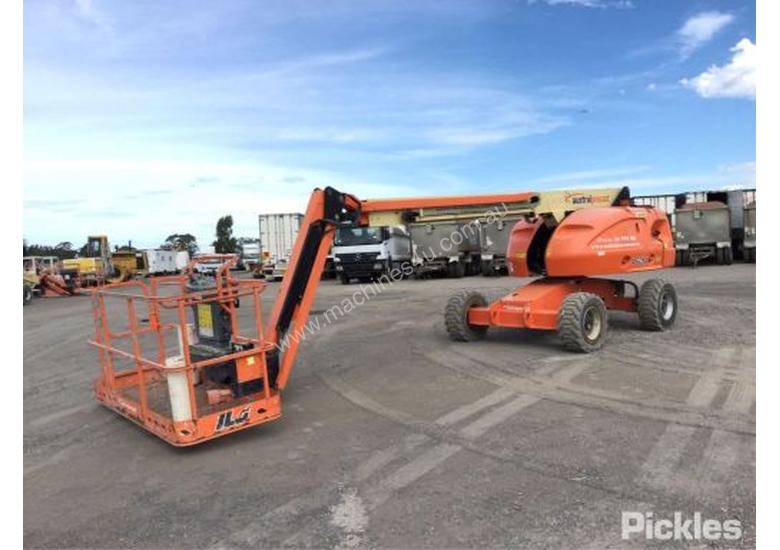 caption 2012 JLG 460SJ