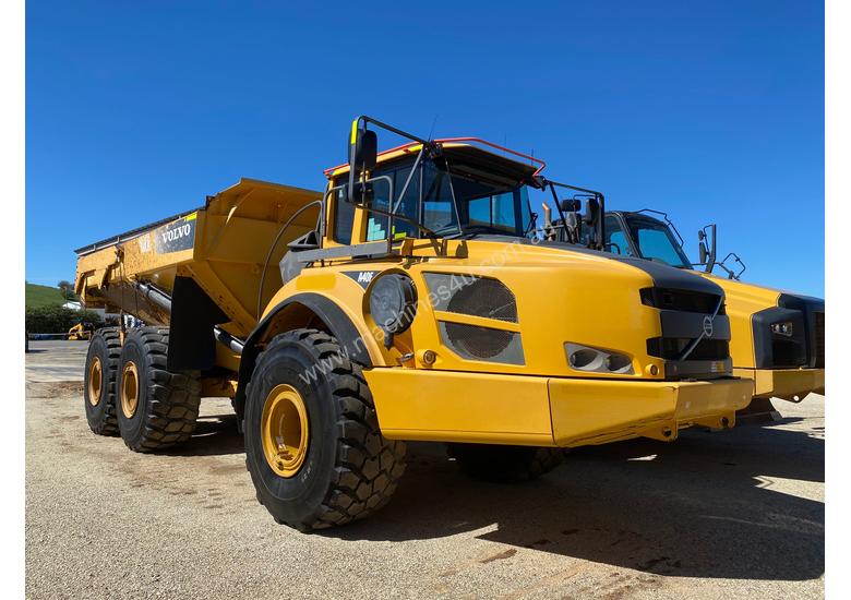caption 2011 Volvo A40F Articulated Dump Truck