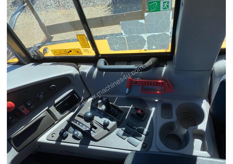 caption 2011 Volvo A40F Articulated Dump Truck
